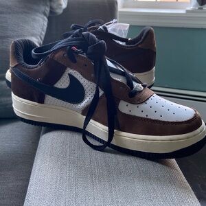 Air Force 1 Low Premium